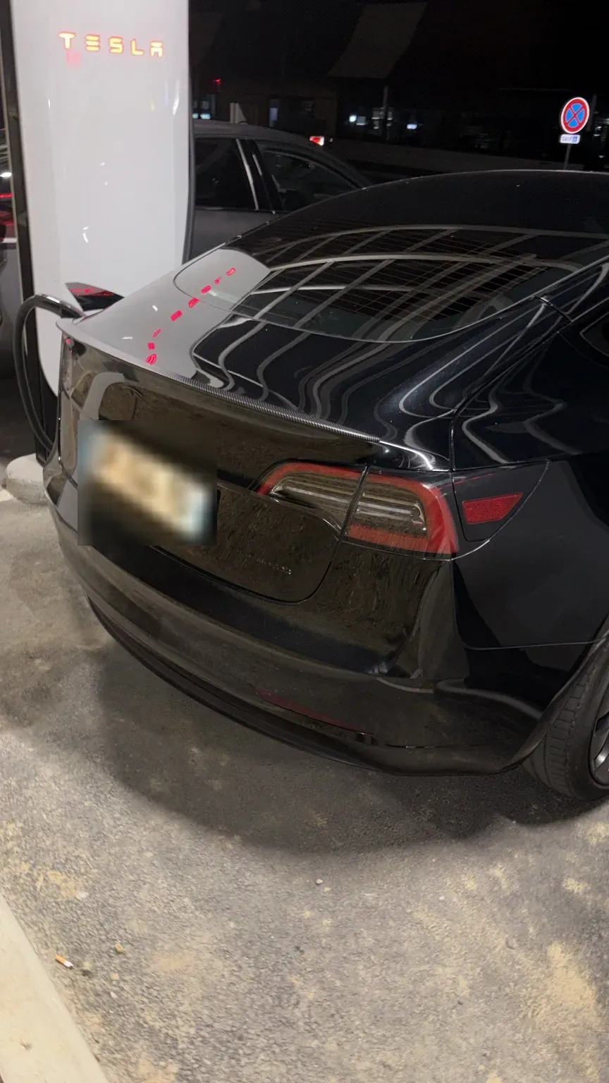 Arrière Tesla Model 3 Yo VTC 31